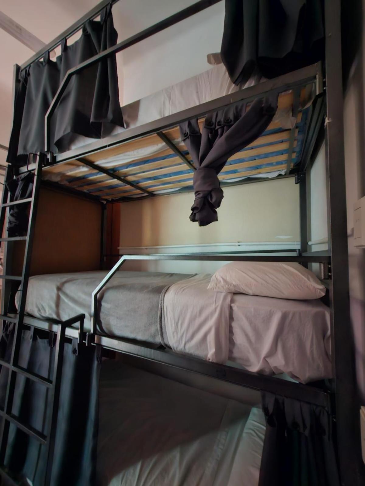 Why Not Nueva Cordoba Hostel Exterior photo